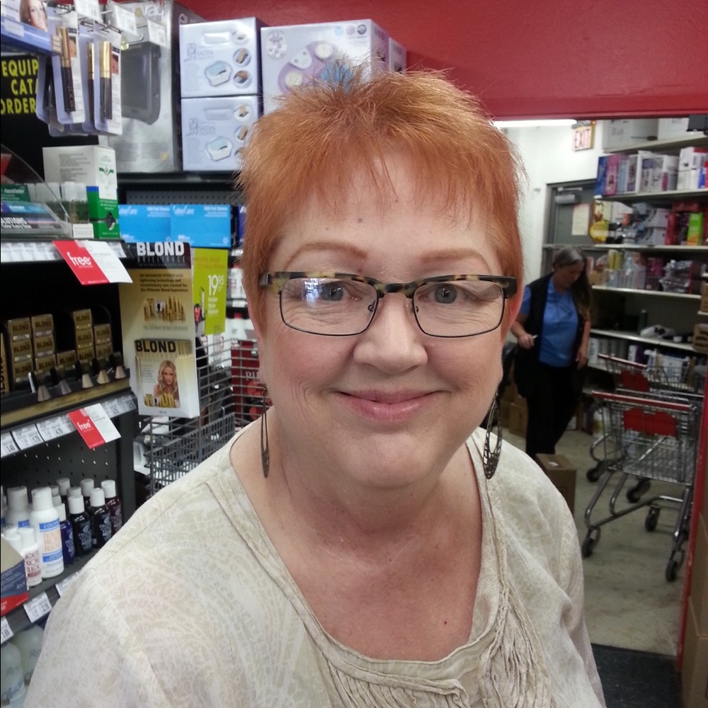 Meet your Posher, Sue ann